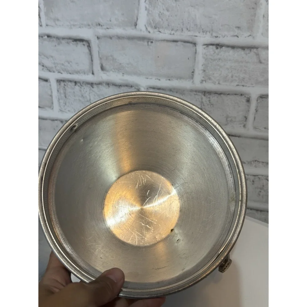 N/A vintage aluminum